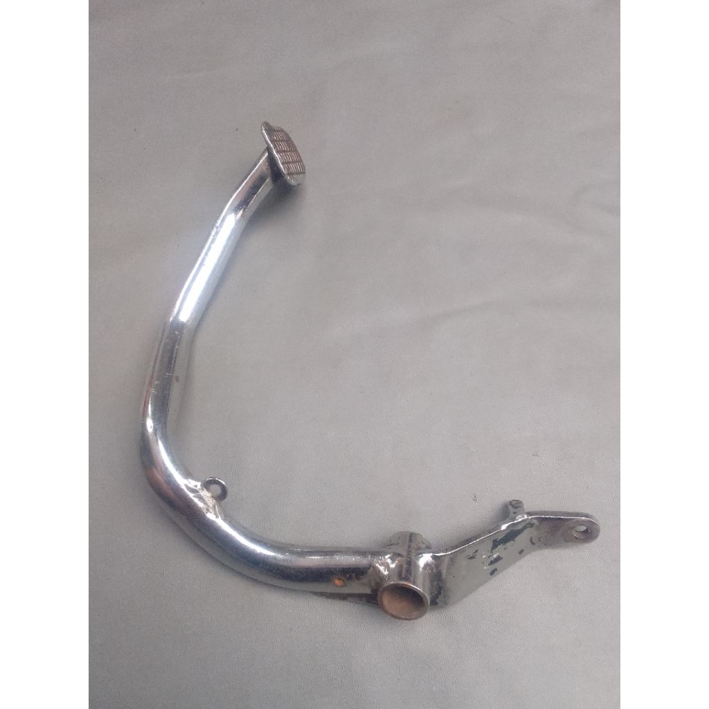 pedal tuas pijakan rem belakang Suzuki Thunder 125 original second bekas