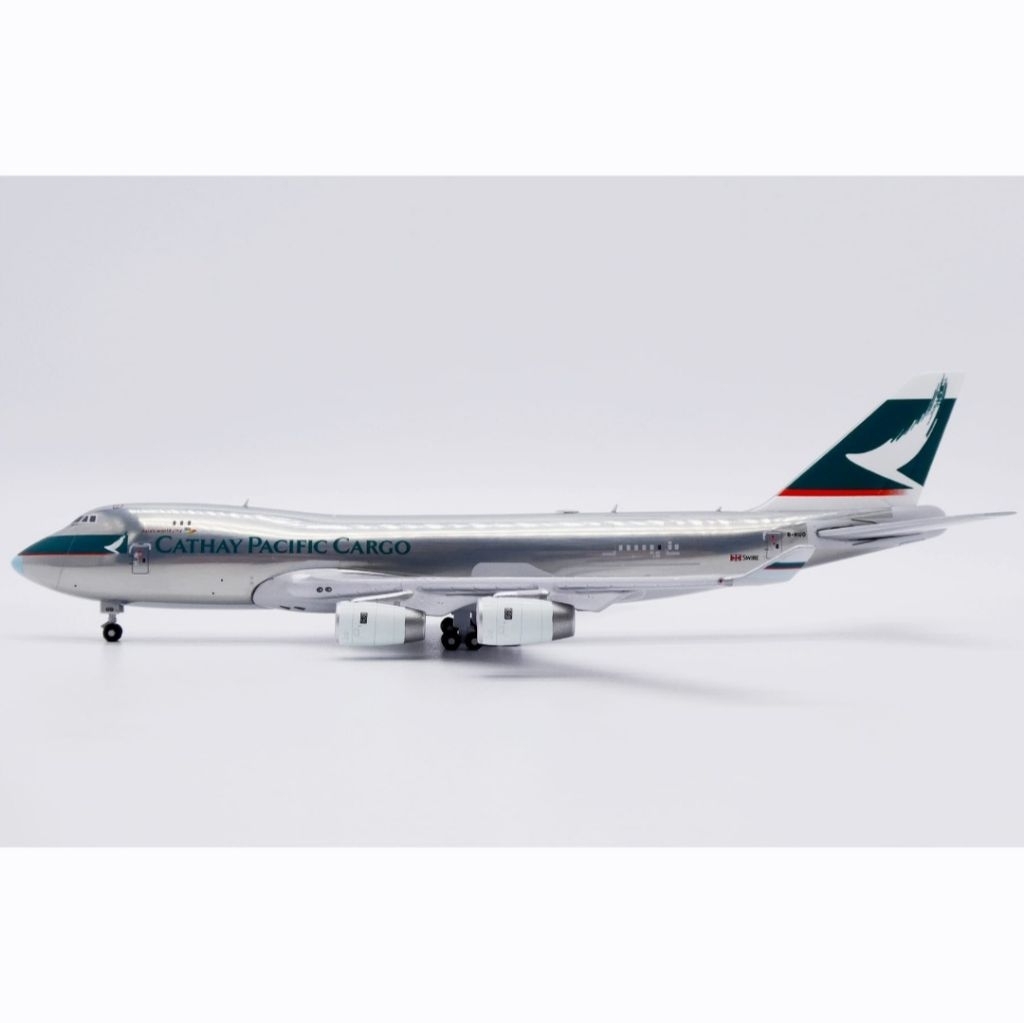 JC Wings Miniatur Pesawat 1/400 Cathay Pacific Cargo Boeing B747-400F "Silver Bullet" B-HUO