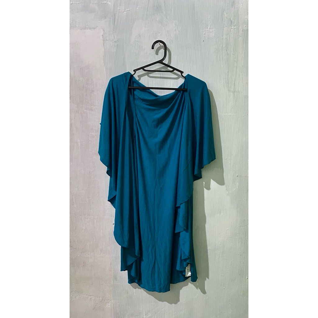 Preloved Outer Biru Elektrik 20k