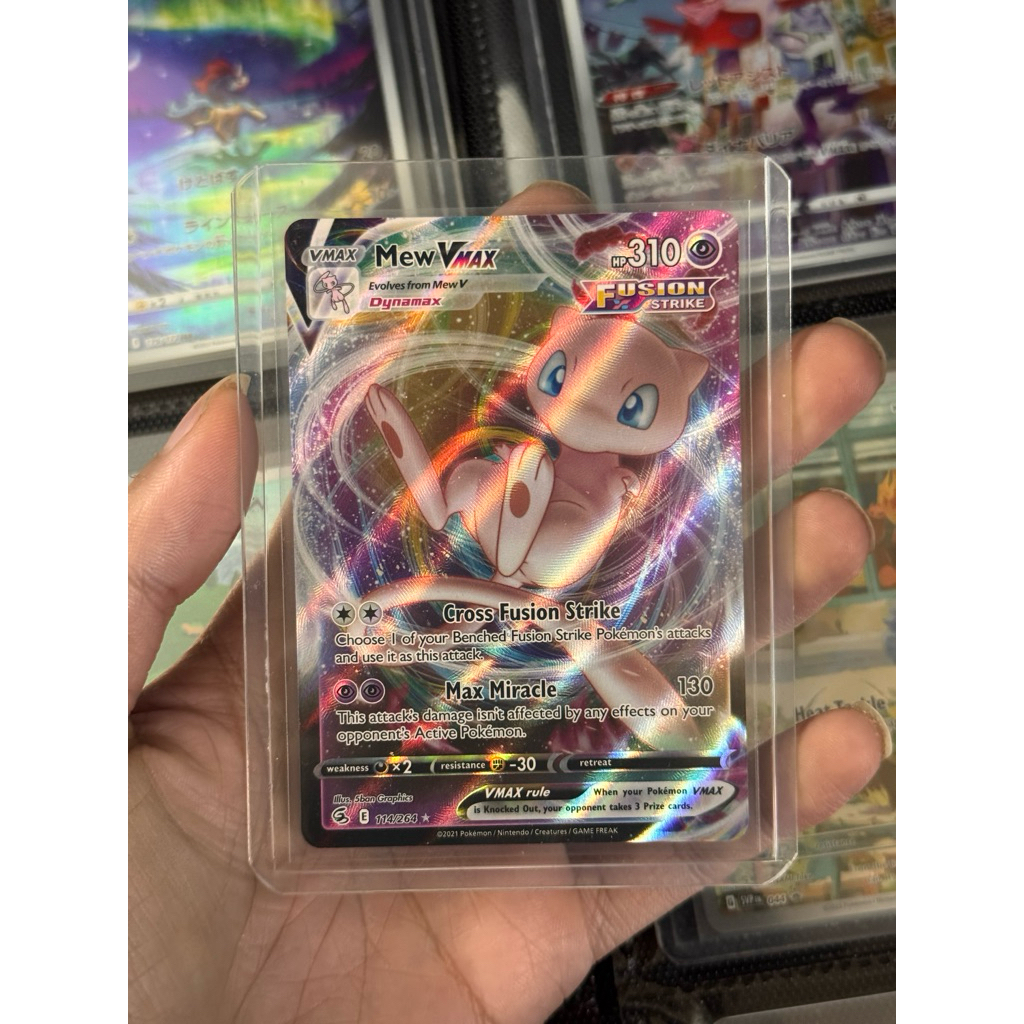 Pokemon Mew Vmax fusion strike