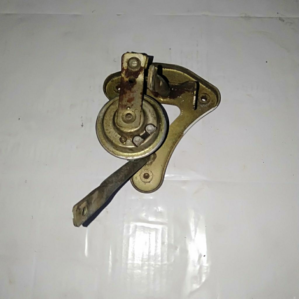 breket tameng depan suzuki spin 125