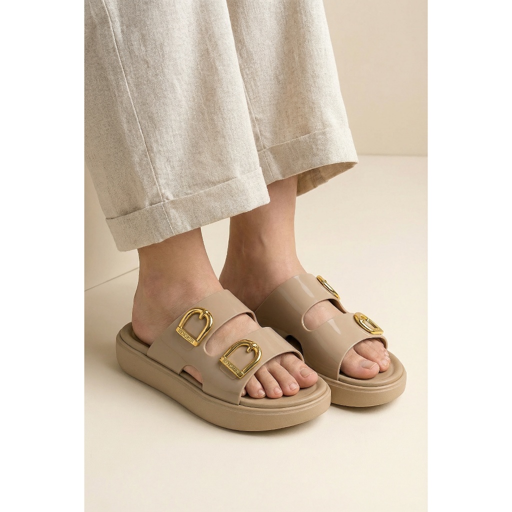 Sandal wanita bergaya retro, model baru musim panas 2026, sol tebal, anti selip, modis, serbaguna, k
