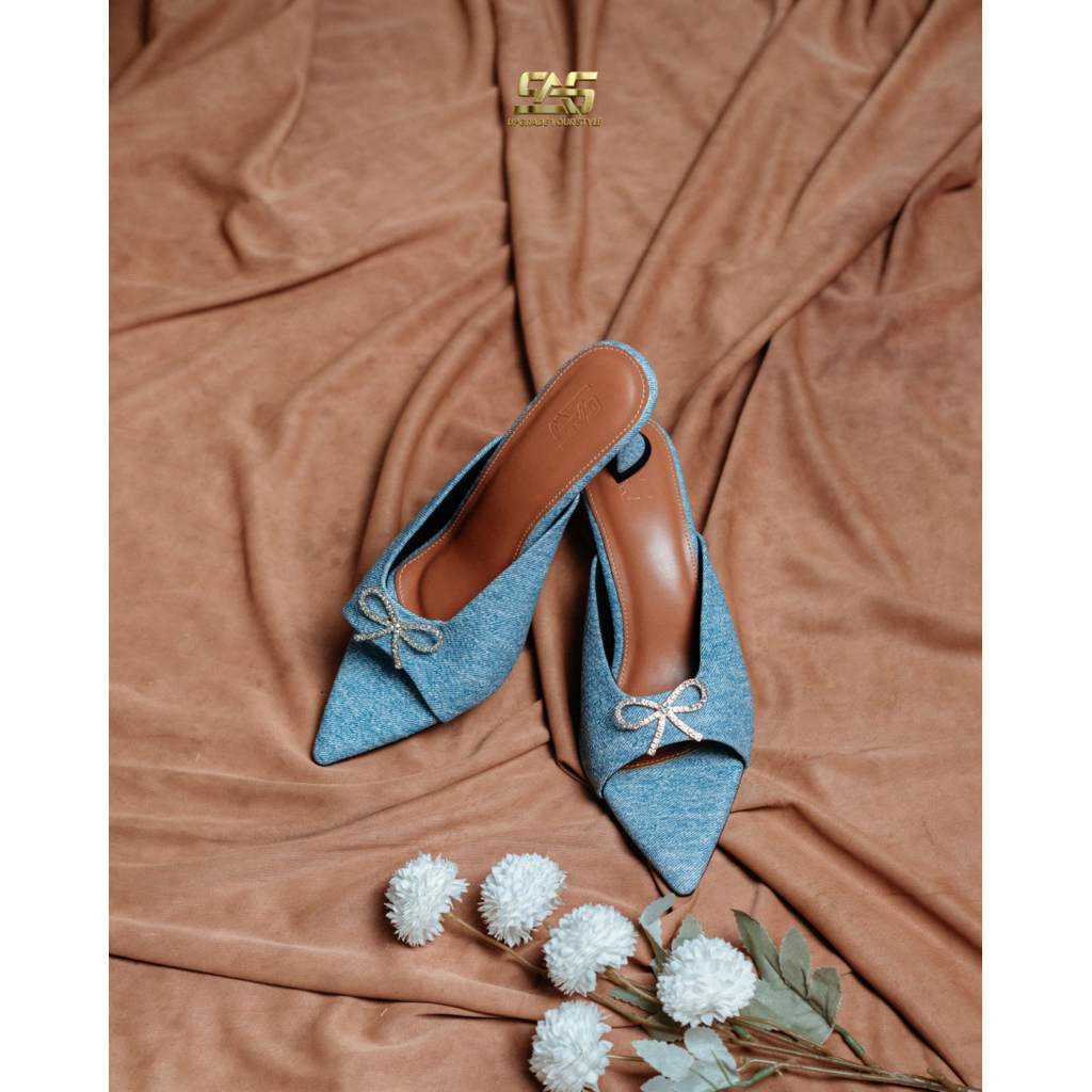 Zara Heels - Sandal Hak Tinggi Casual Blue Jeans
