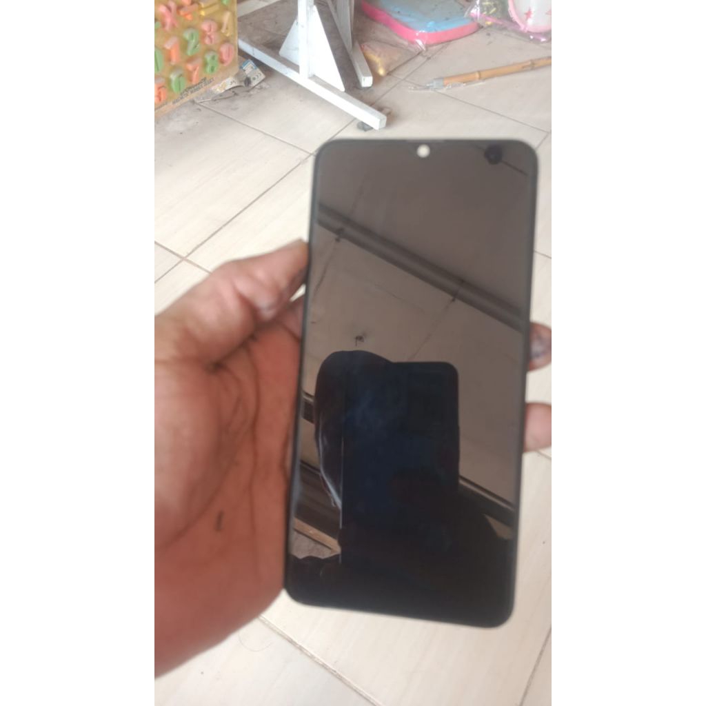 LCD HP oppo A7 copotan original bawaan dari pabrik.