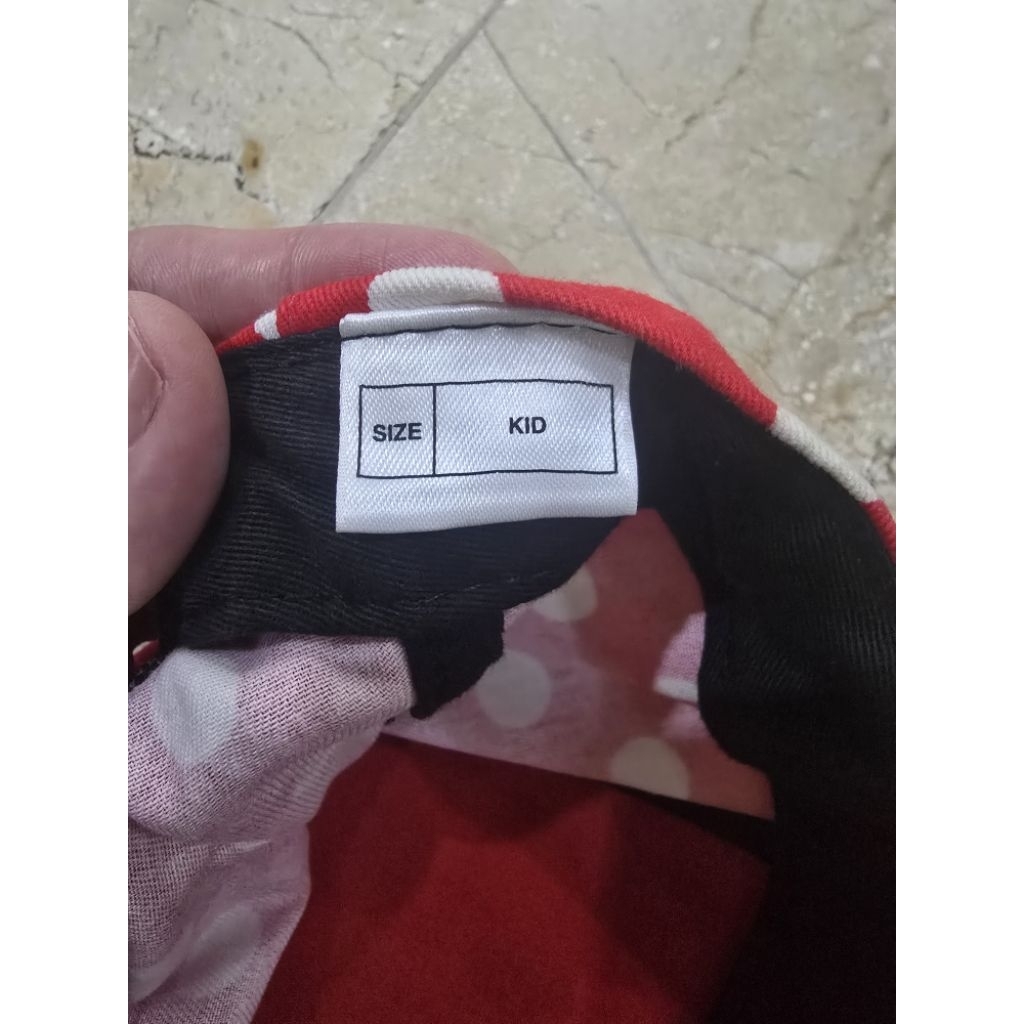 topi minnie mouse disneyland hongkong