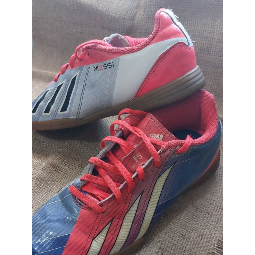 Preloved Sepatu Futsal anak Adidas Messi Original NO Box no.34