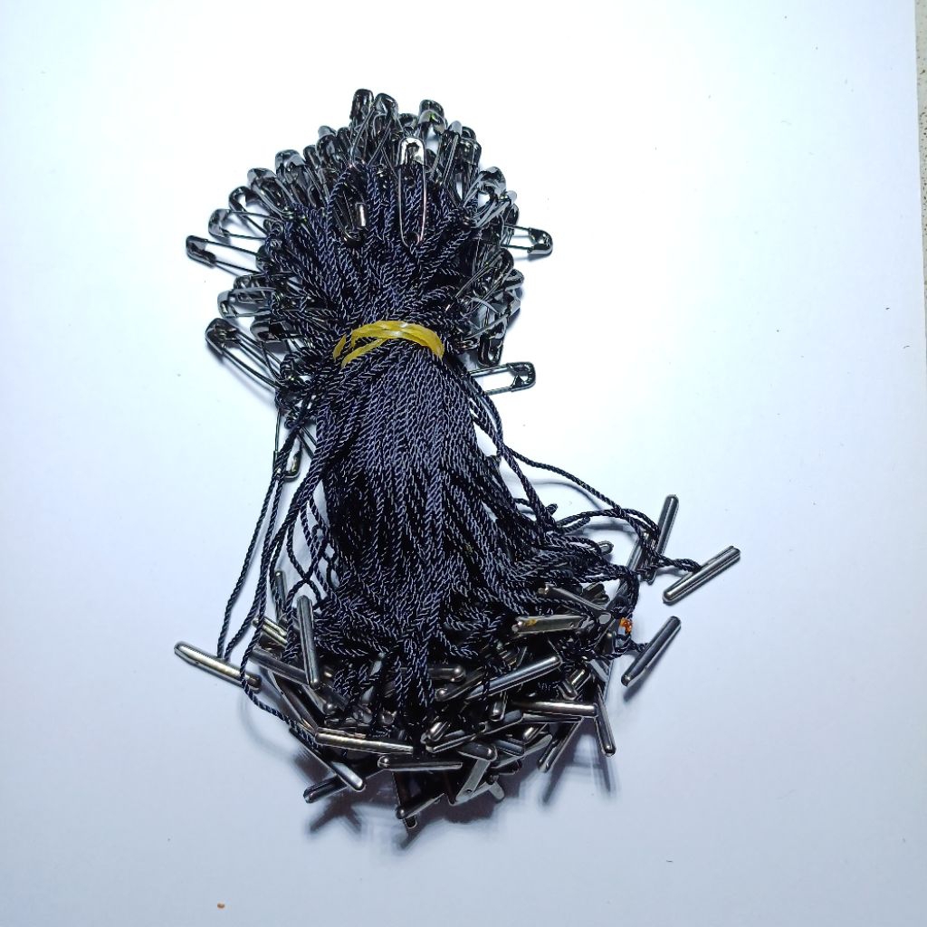 pin loop / toge hangtag tag