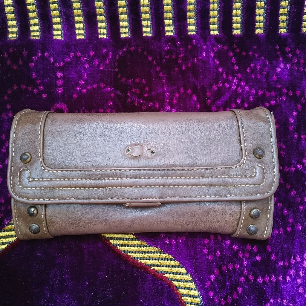 Preloved Dompet Wanita Shopie Martin