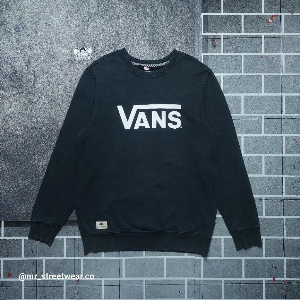 crewneck vans calssic logo original size M fit L