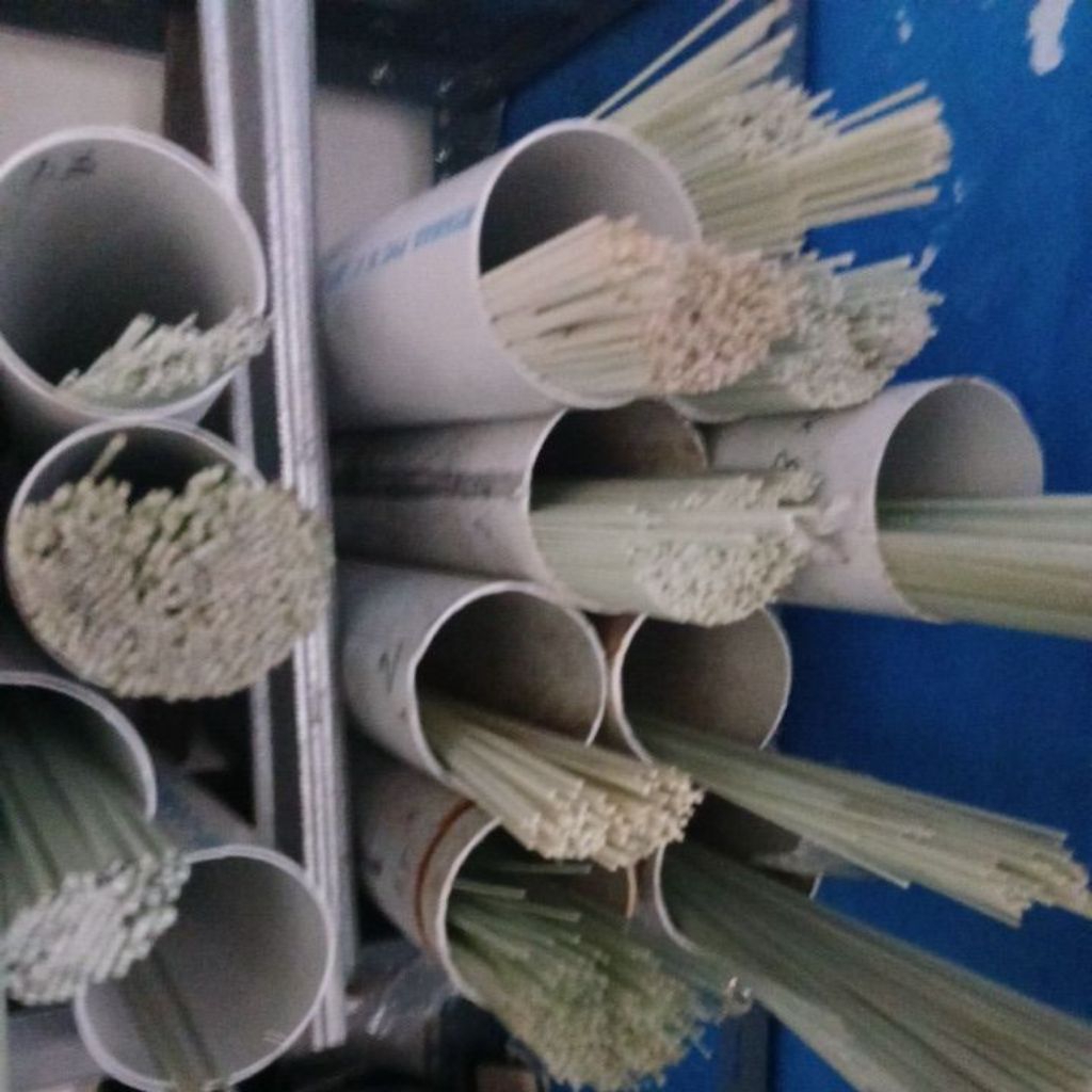 Jeruji Fiber putih susu panjang 1mtr jual perbatang