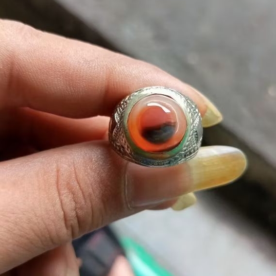 Batu cincin Akik Madu