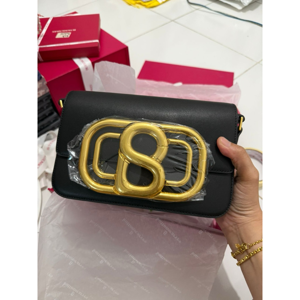 NEW LENGKAP BOX BRIANA LEATHER BAG BUTTONSCARVES