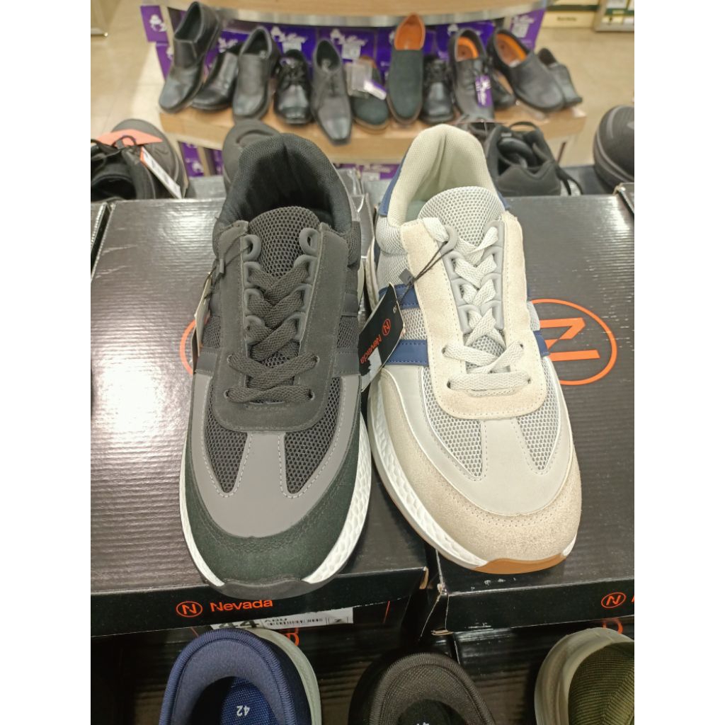 Sepatu Sneakers pria merk NEVADA