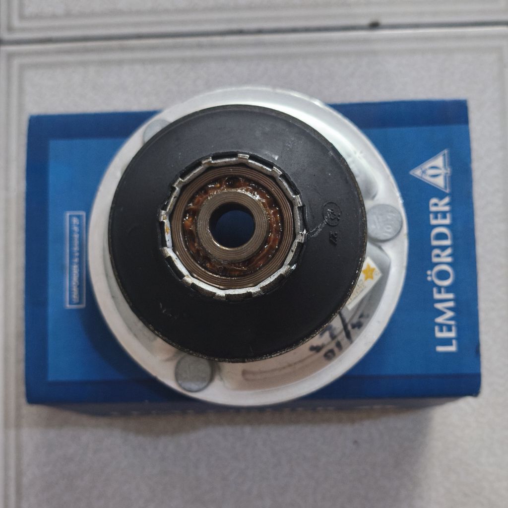 Mounting Shock Depan BMW E46/E36 Lemforder