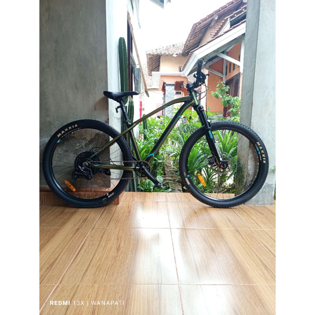 sepeda thrill vanquish elite