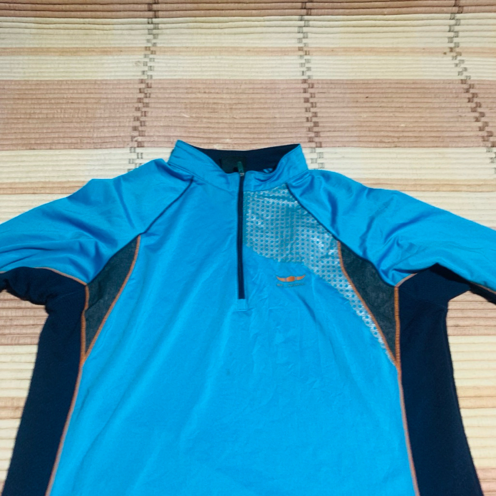 Baju Outdoor Wanita BFL OUTFOOR Polo Shirt Wanita Olahraga Size S Original Second Preloved