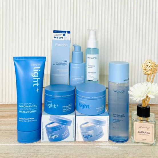 Wardah 1 paket lengkap glowing cerah 6 produk