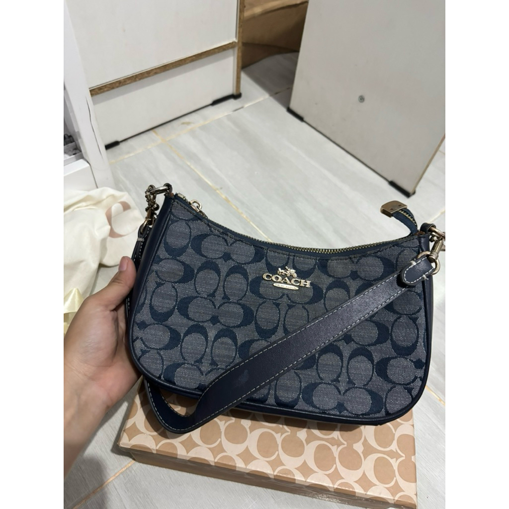 CA209 CA548 CH139 CE861 CC775 Teri Hobo Women's Shoulder Bag Messenger Handbag Wanita