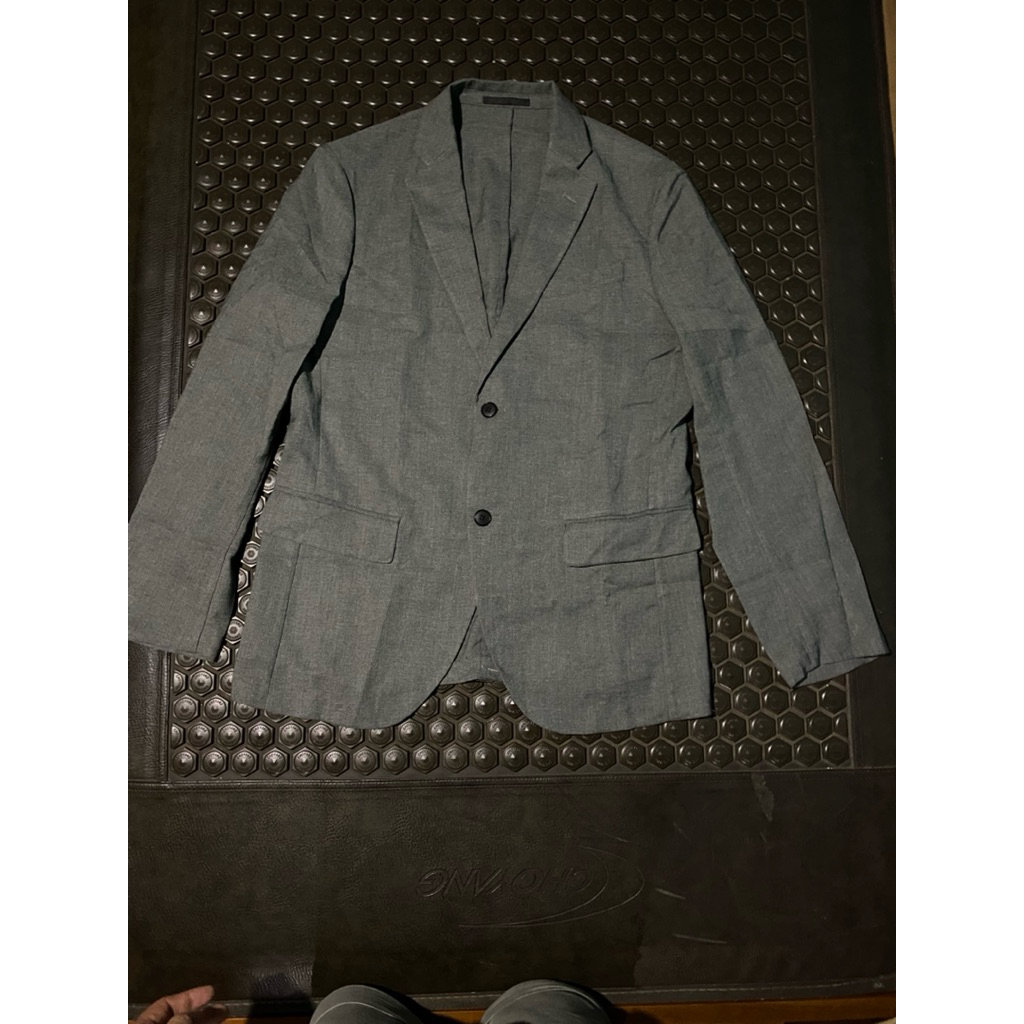 BLAZER JAS UNIQLO ABU BRANDED