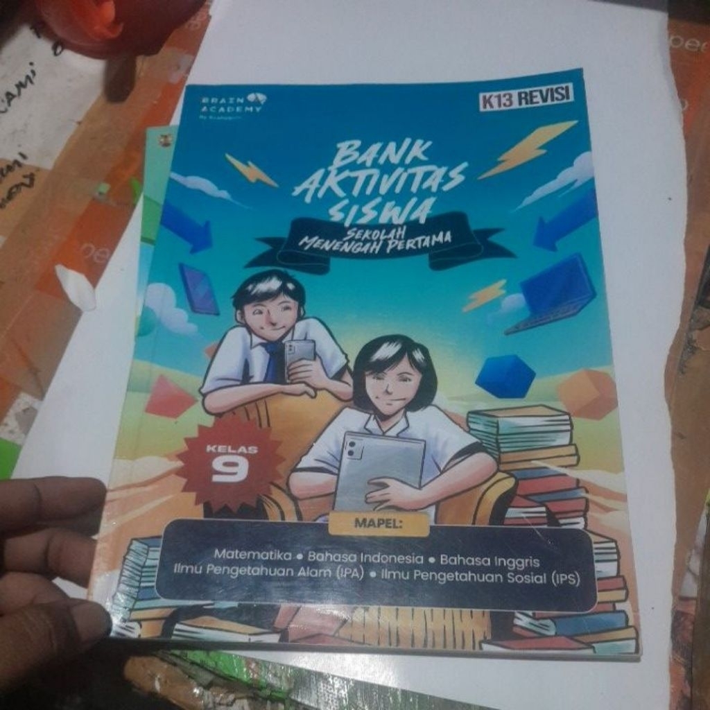 BUKU BANK AKTIVITAS SISWA SMP KELAS IX/9/3 KURIKULUM MERDEKA