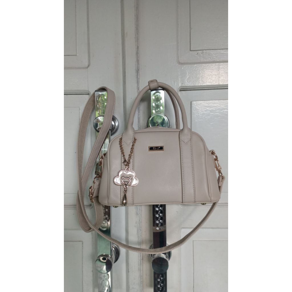 Preloved Tas - Enji Musan Handbag warna Cream