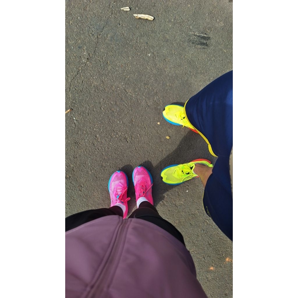 Preloved Sepatu Running Ortuseight Hyperglide 3.0 uk40