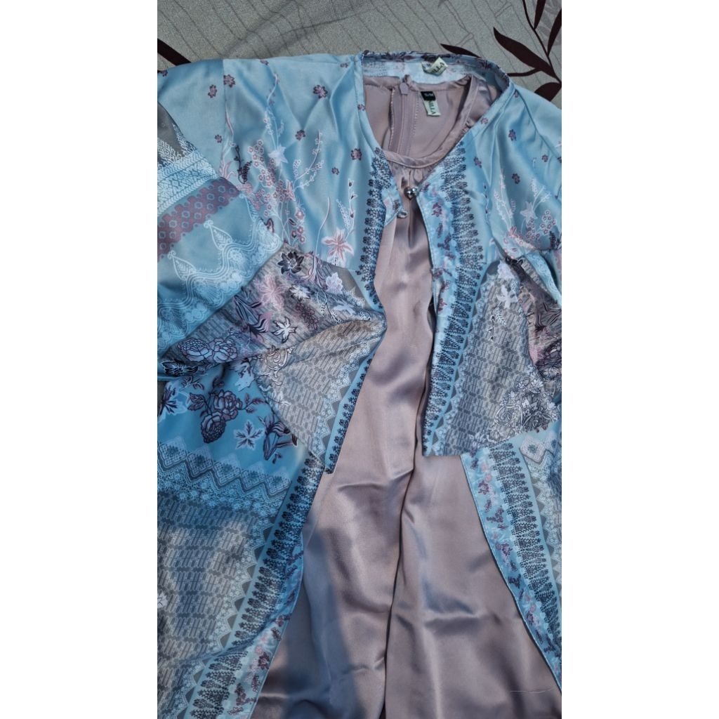 Preloved Dress Raya Vanilla Hijab