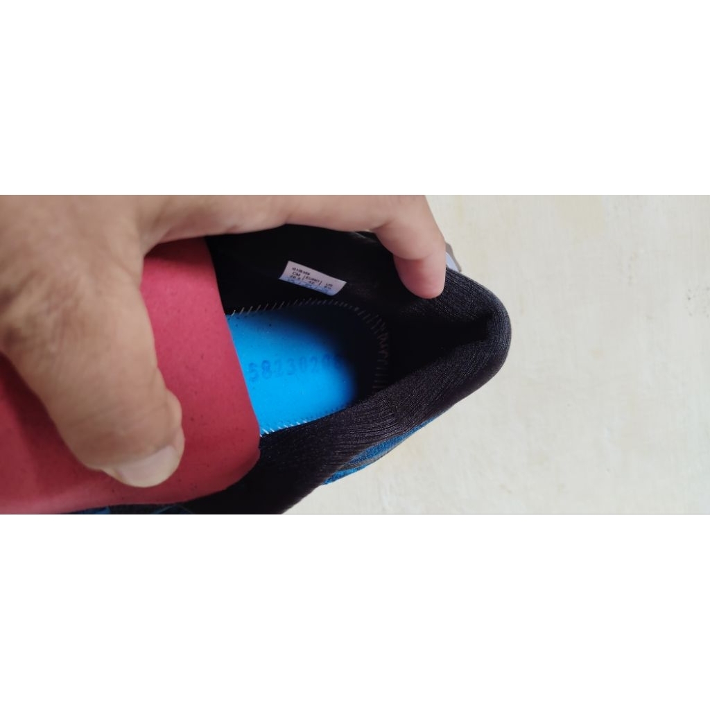 Sepatu Running Asics Gel Nimbus 24 (size 42)