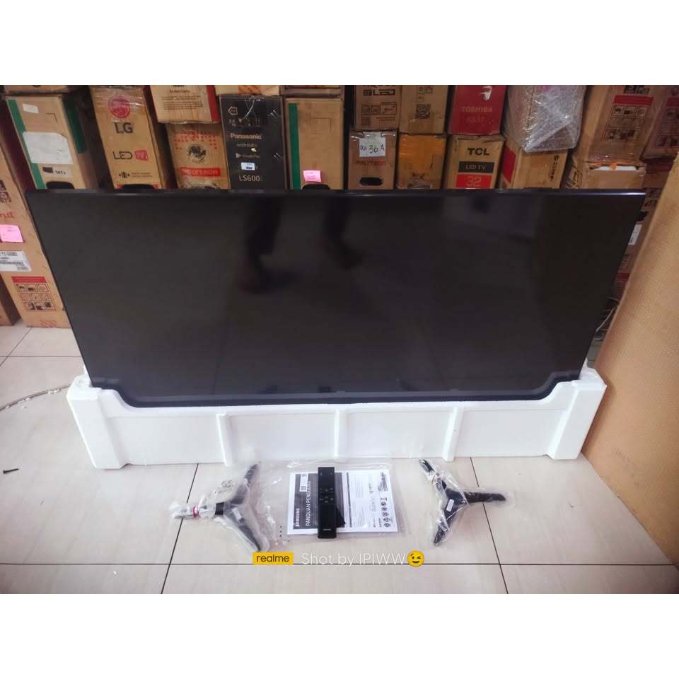 TV LED SAMSUNG SMART 43 INC UHD 4K KONDISI BEKAS MASIH SEGEL (4011r)