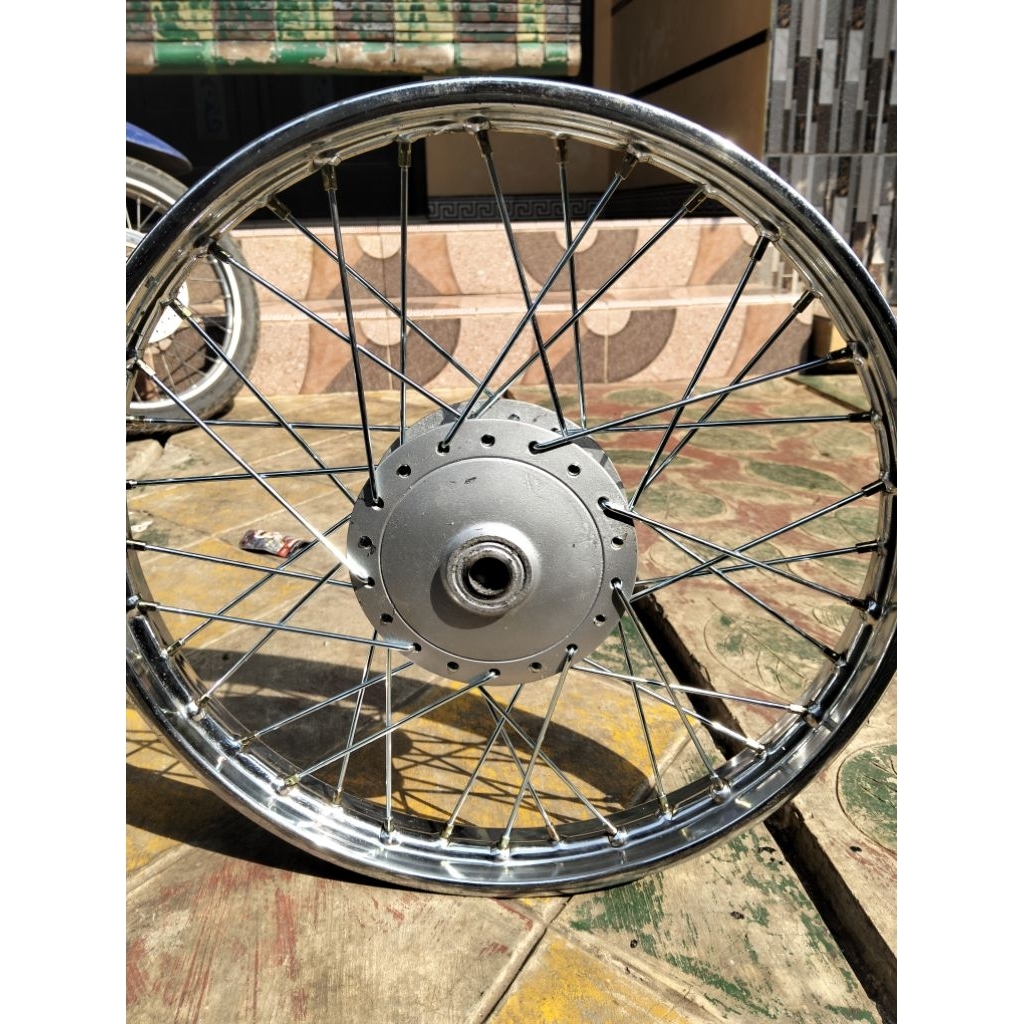 VELG RODA DEPAN HONDA C70 ORIGINAL COPOTAN