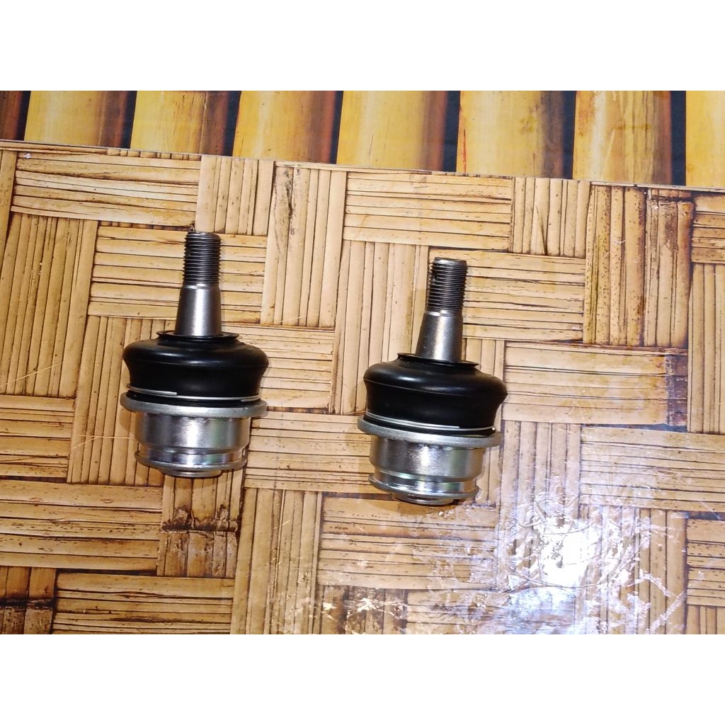 BALL JOINT TOYOTA  INNOVA/FORTUNER/,HILUX
