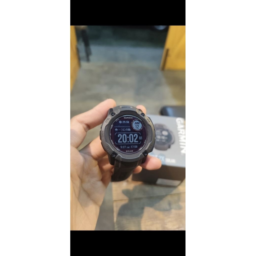 jam garmin instinct 2X solar