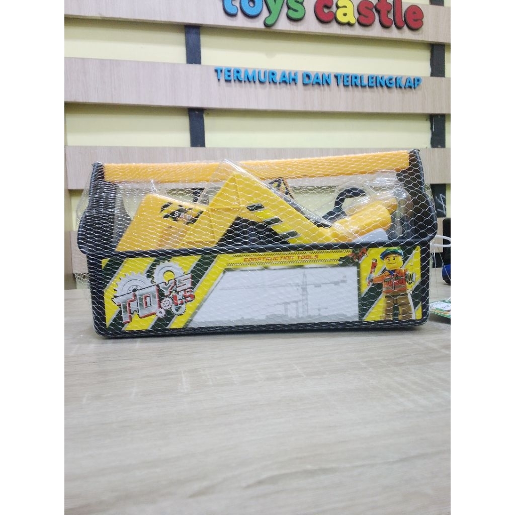 Mainan construction tools