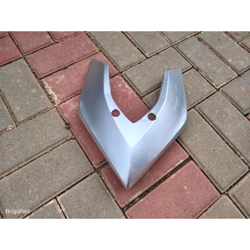 cover panel tameng dada dasi kecil depan honda revo AT matic revo dx original