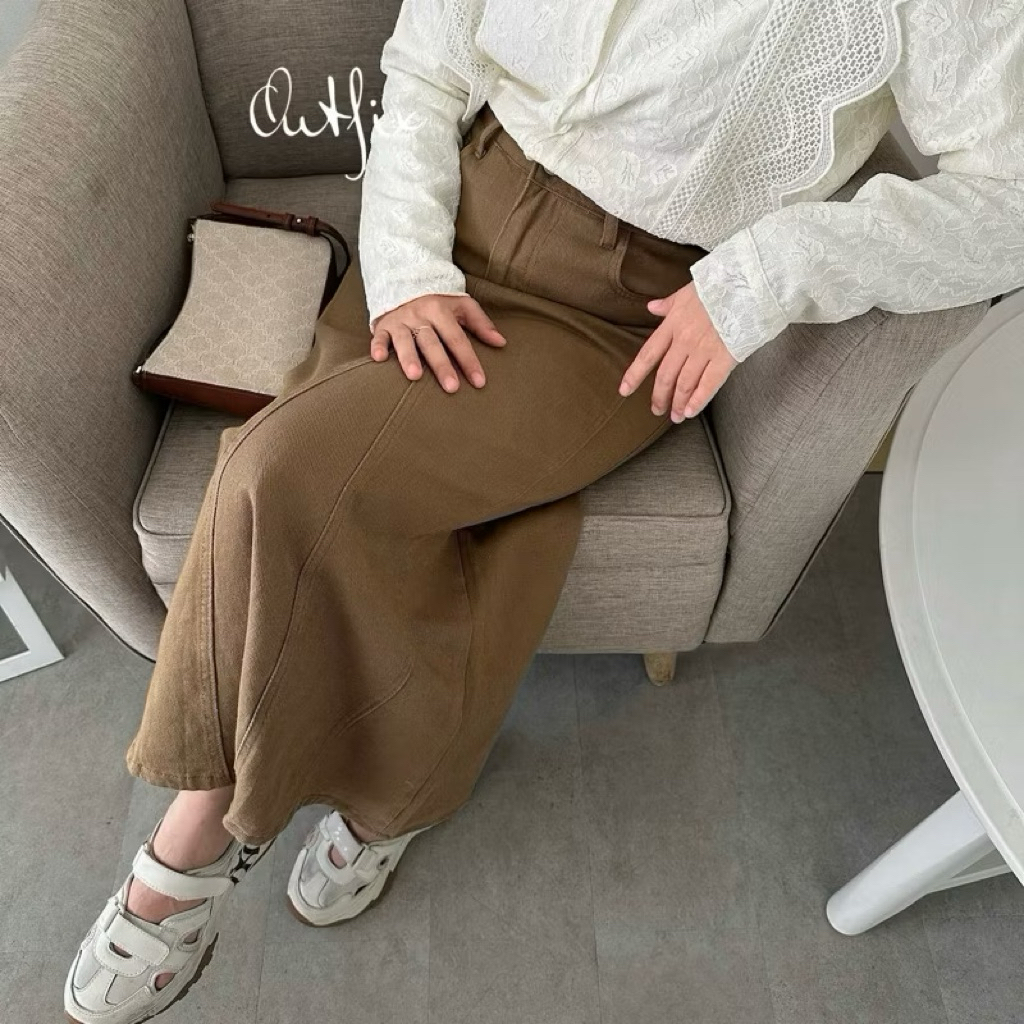 MERMAID SKIRT OUTFIX SIZE M MAHOGANY PRELOVED IVORY rok jeans putih coklat flare