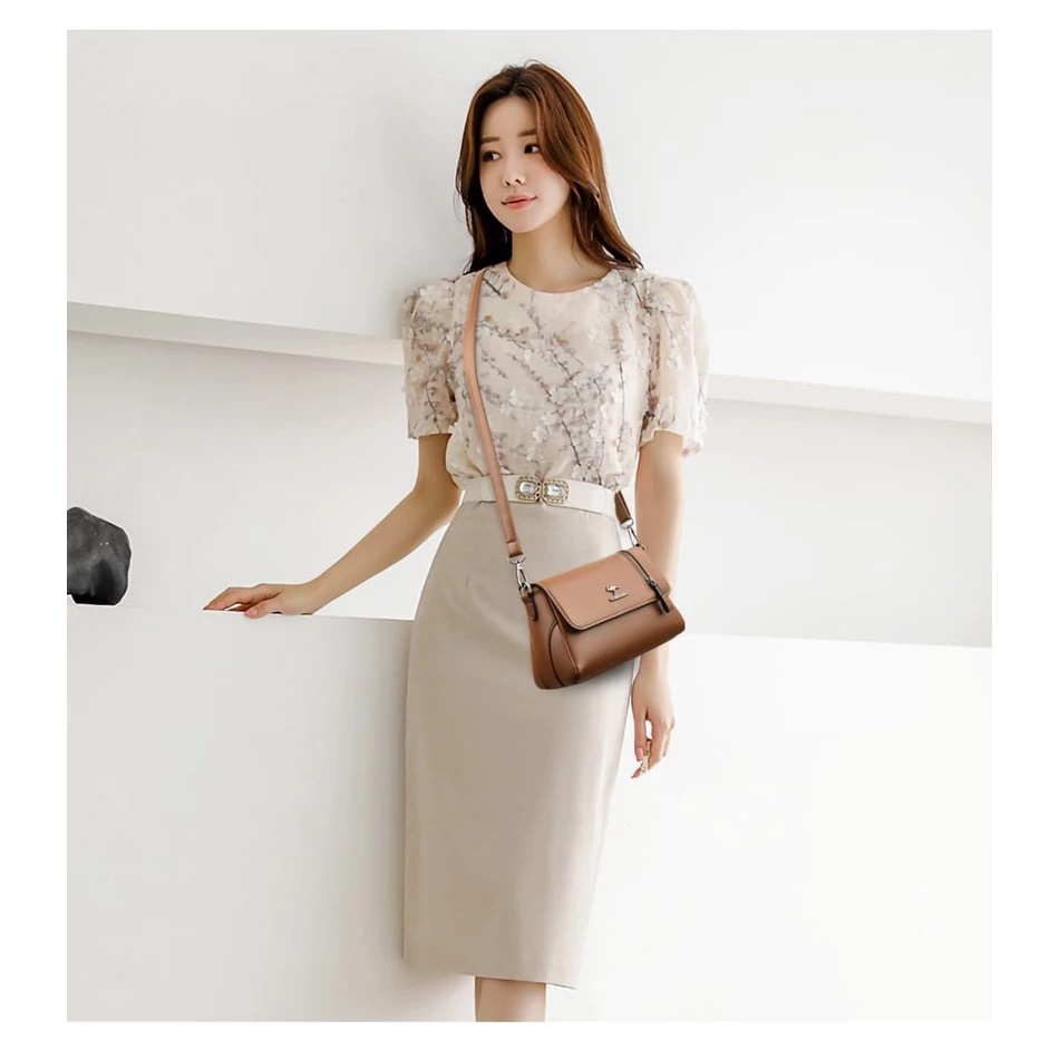 Dompet Wanita Tali Panjang Tas Wanita Tas Tangan Model Tutup Sleting Elegant