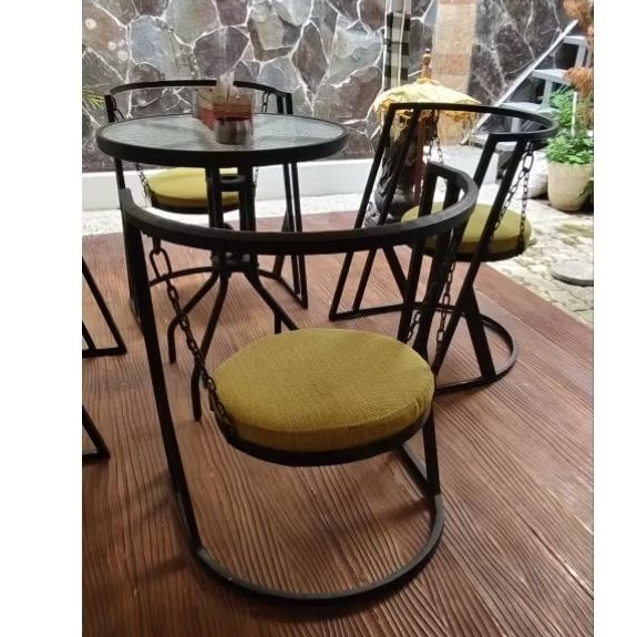 Kursi Teras Outdoor (Kursi Taman)