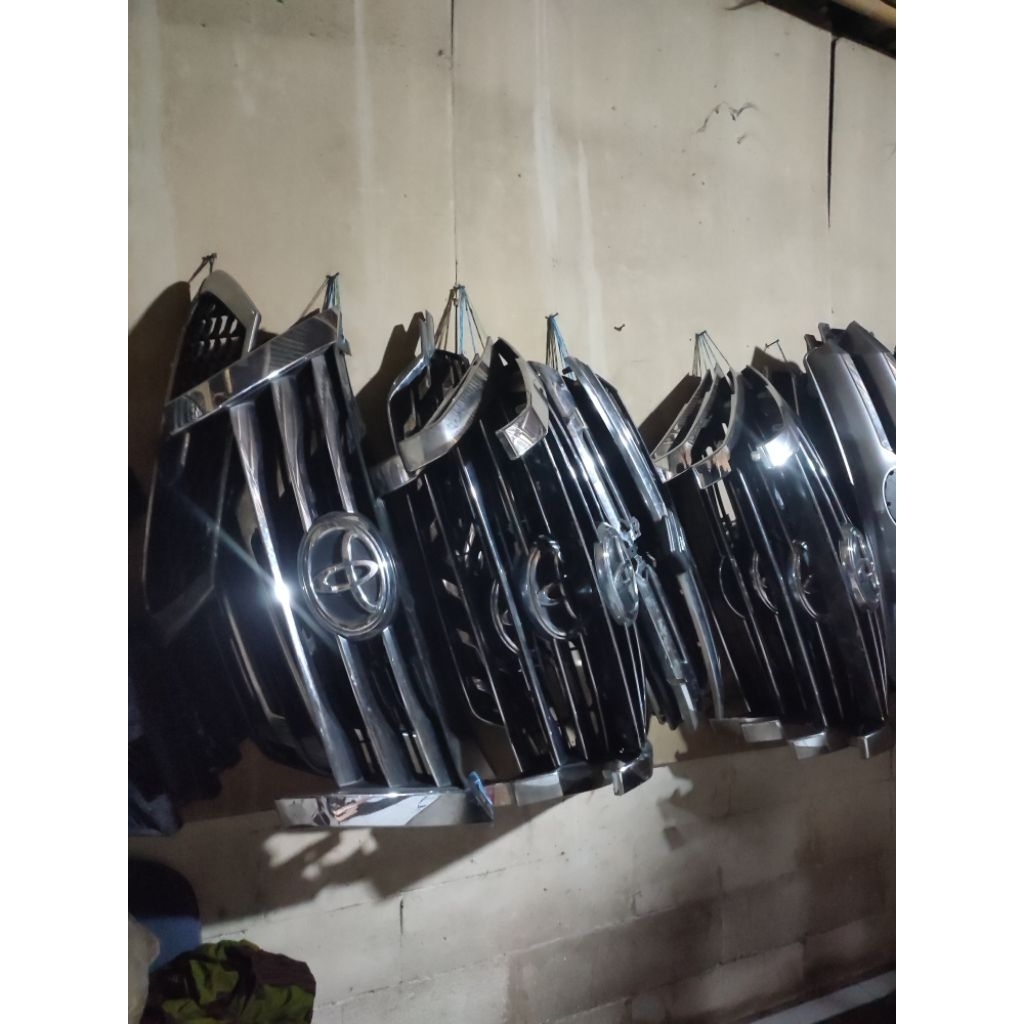 Grille grill gril Fortuner vrz 2016 2017 2018 Original