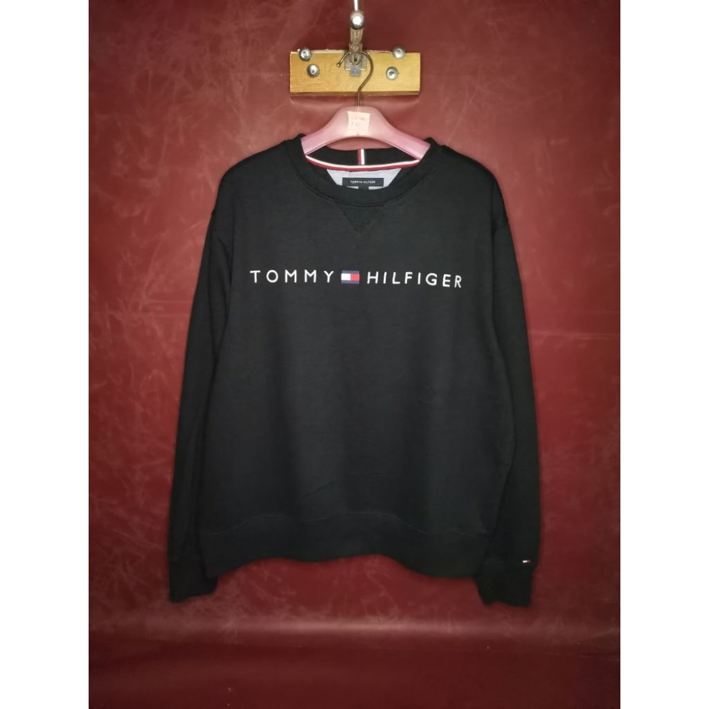 CN Tommy Hilfiger