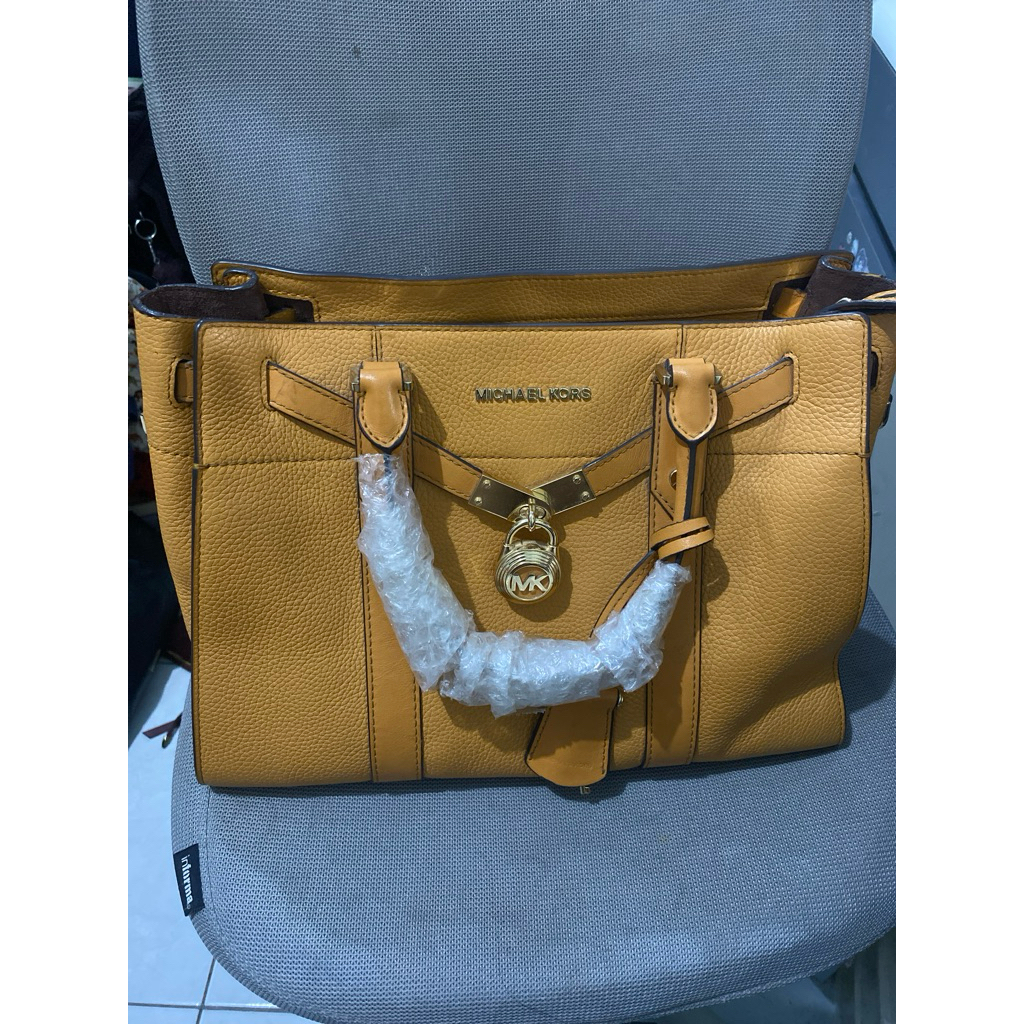 Warna Mustard MK