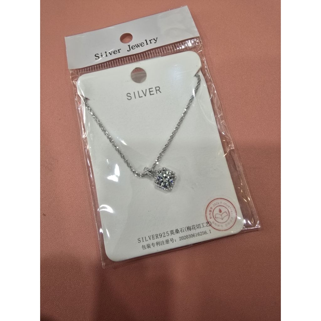 925 Sterling Silver 1 Carat Moissanite Diamond Necklace