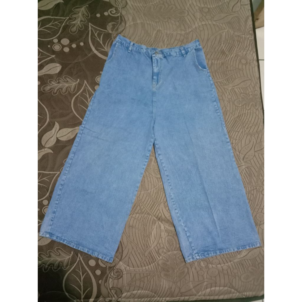 Jeans Kulot Biru Jeans