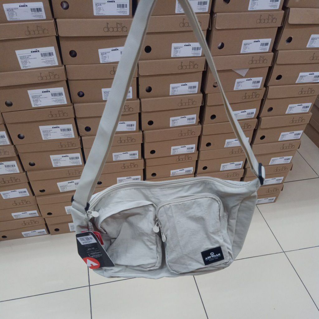 AIRWALK TAS SELEMPANG WANITA ORIGINAL_BEIGE