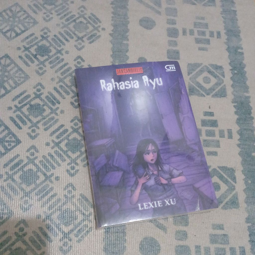 Rahasia Ayu - Lexie Xu (ORIGINAL)