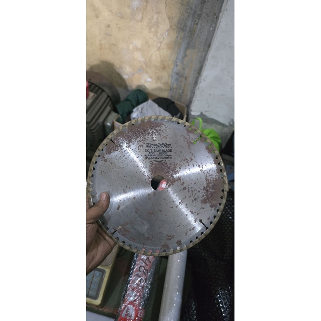 MATA GERGAJI KAYU MAKITA 9INCHI 60TECH