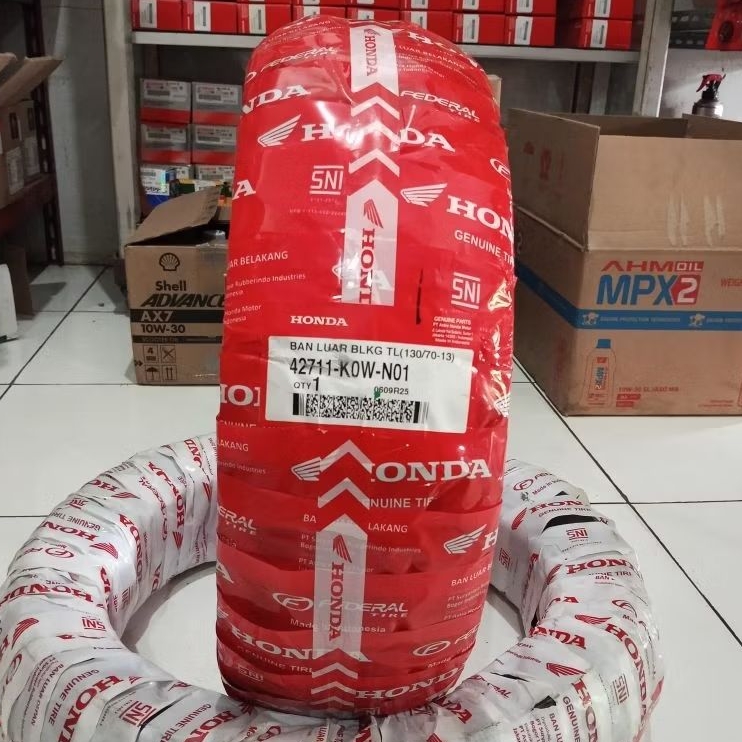 Ban Luar Federal Honda TUBLES 130/70 Ring 13 Ban Belakang ADV 150 160