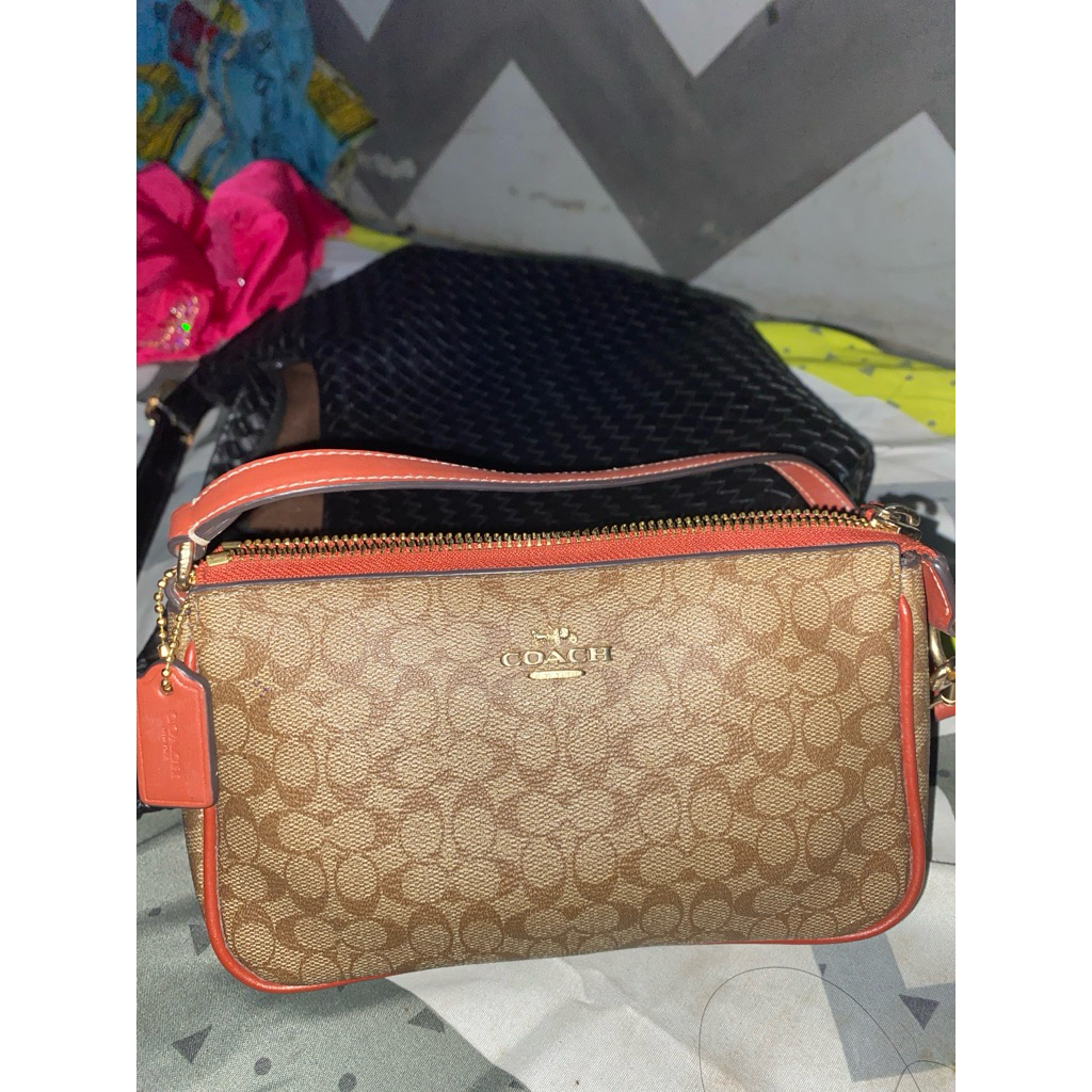 coach shoulder bag