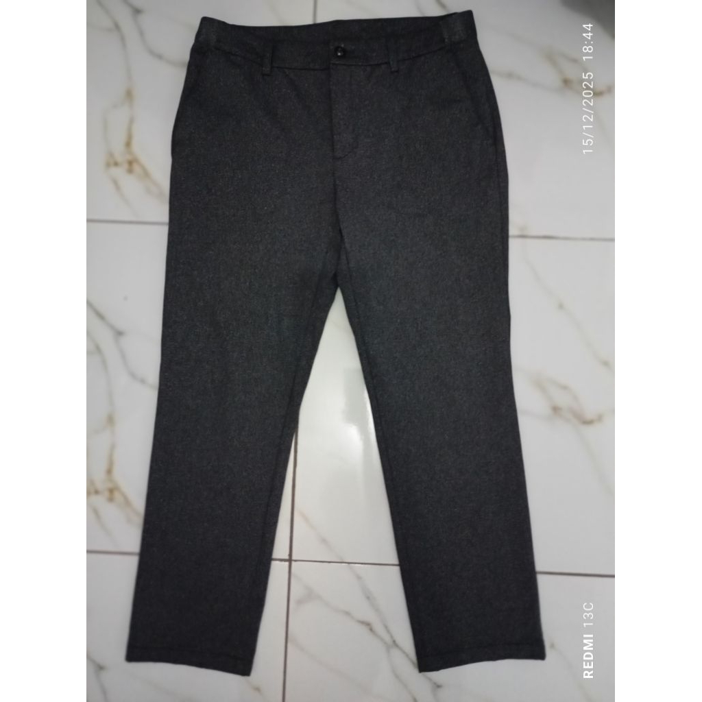 preloved celana panjang pria hitam jdx