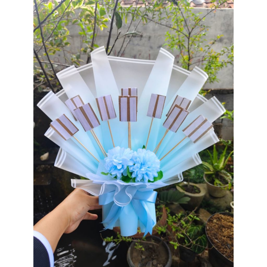 KERANGKA BUKET GRADASI MEDIUM  10 STIK SNACK/JAJANAN/KOPI /ROKOK/FHOTO SIAP TEMPEL