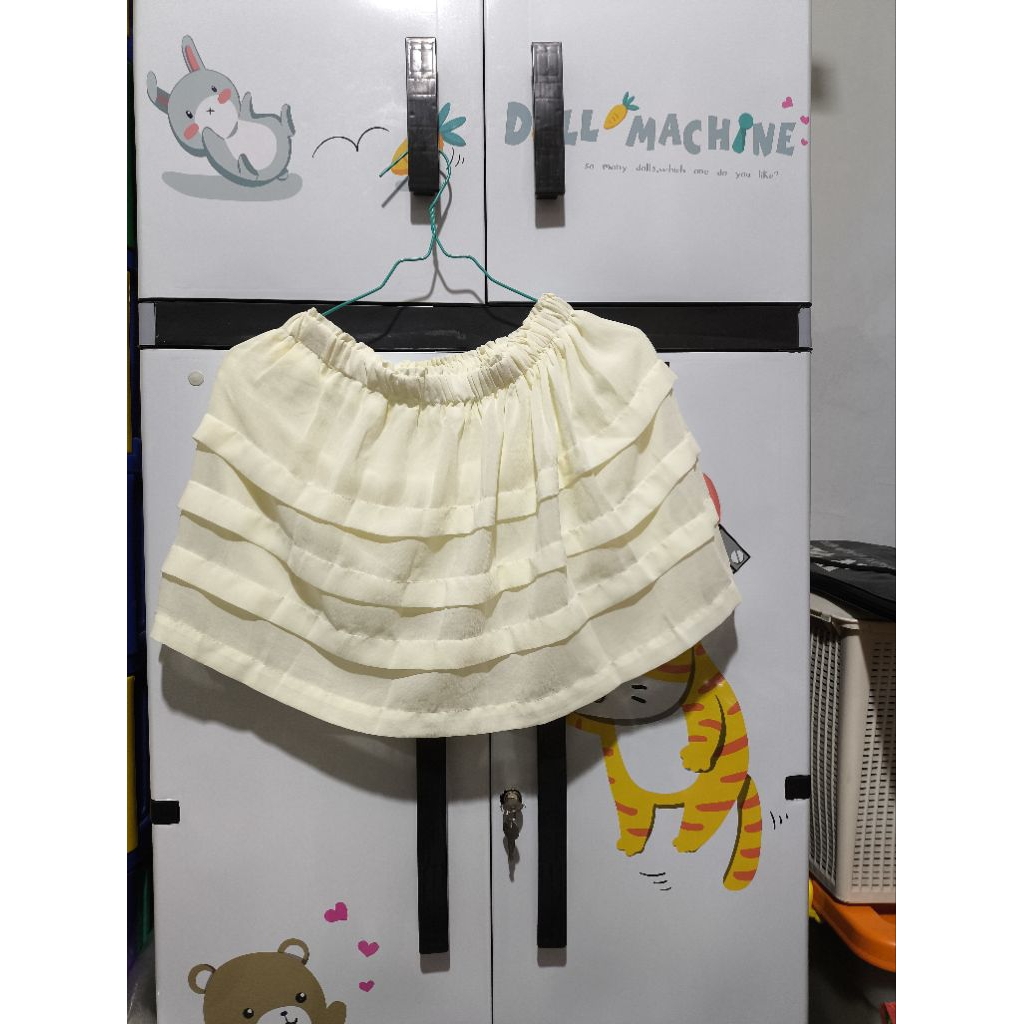 Rok Umpak-umpak Cream